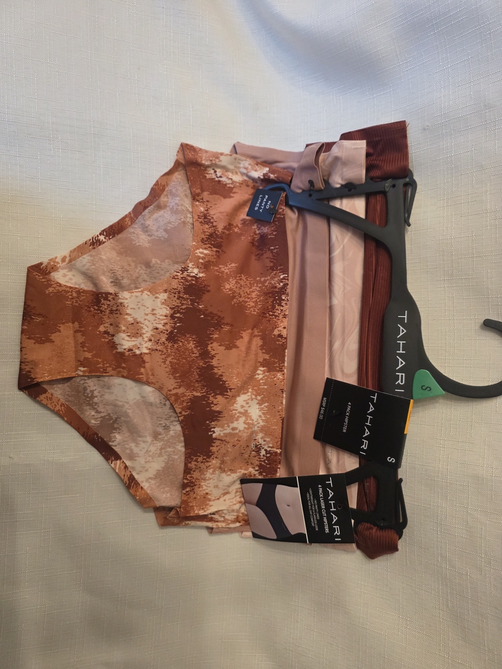 NWT Tahari 4 Pack Rust Multi-Color Women's Laser Cut Hipsters